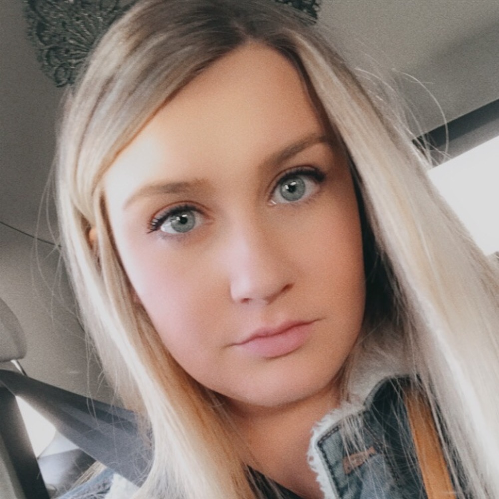 Meet your Posher, Hannah
